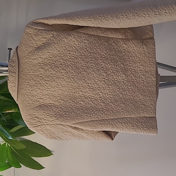 Women jaket - Picture 4 of 5